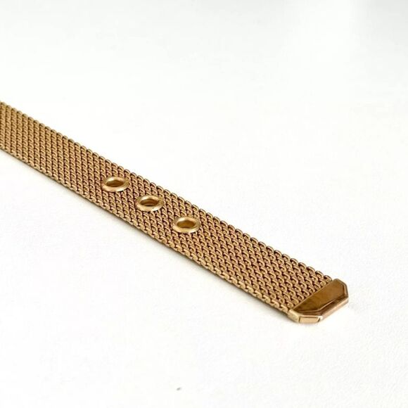 Vintage Avon Vintage Avon Gold Tone Mesh Belt Buckle Adjustable Bracelet 6" - 7" - Picture 10 of 14